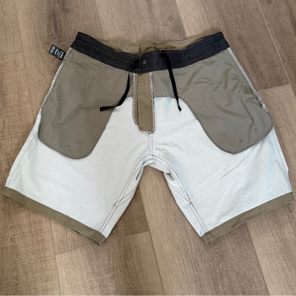 Kuhl Shorts Men’s 35x10 Brown Flat Front Stretch‎ Hiking 5 Pocket Unlined Nylon - Picture 10 of 13
